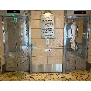 エレベーターを使用して7階へ。